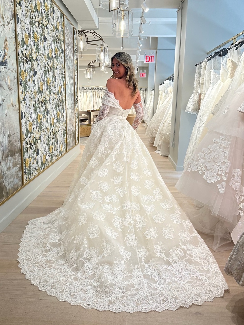 Elie Saab Ivory Lace Off-Shoulder Ball Gown